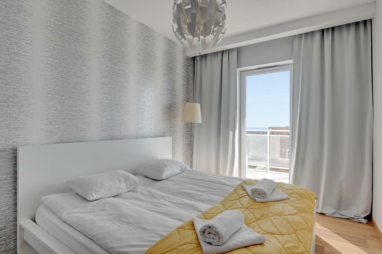 Beautiful Seaside View Apartments - 4 Oceans Premium 그단스크 외부 사진
