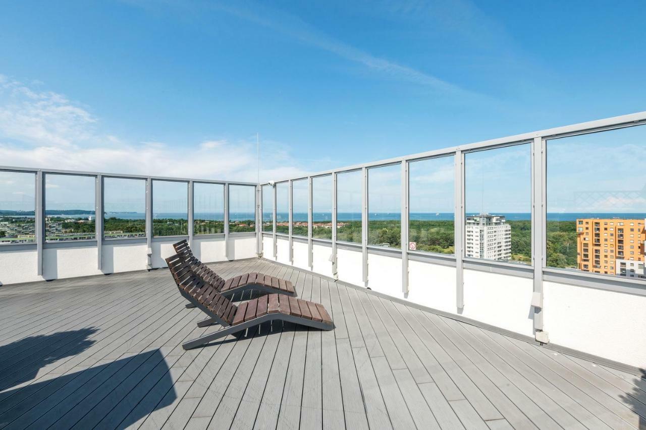 Beautiful Seaside View Apartments - 4 Oceans Premium 그단스크 외부 사진